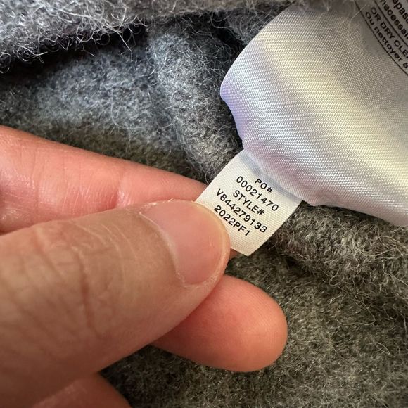 VINCE Side Slit V-Neck Tunic Sweater in Grey Wool Alpaca Blend - Picture 9 of 10